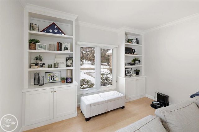 8600 Invitational Drive, Washington Twp, MI 48094