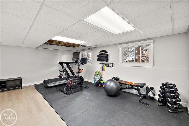 8600 Invitational Drive, Washington Twp, MI 48094