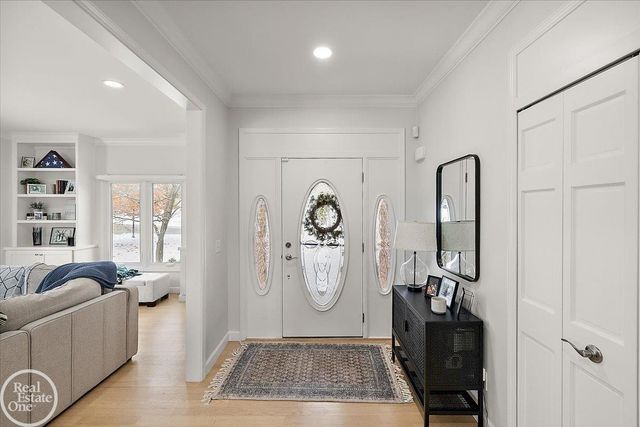 8600 Invitational Drive, Washington Twp, MI 48094