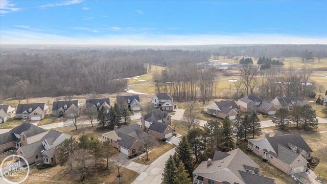 8600 Invitational Drive, Washington Twp, MI 48094