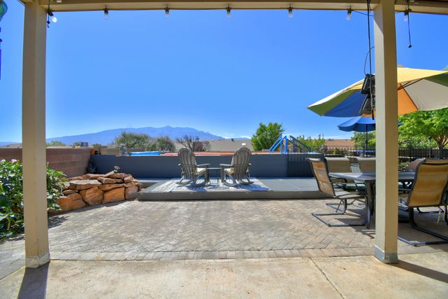 7212 Spruce Mountain Loop NE, Rio Rancho, NM 87144