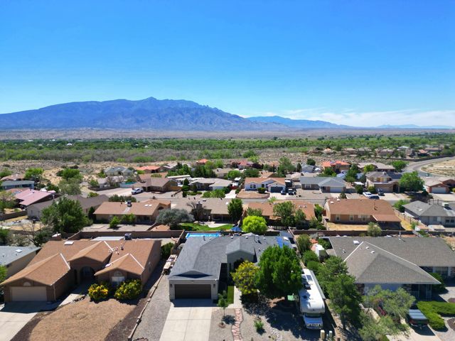 7212 Spruce Mountain Loop NE, Rio Rancho, NM 87144