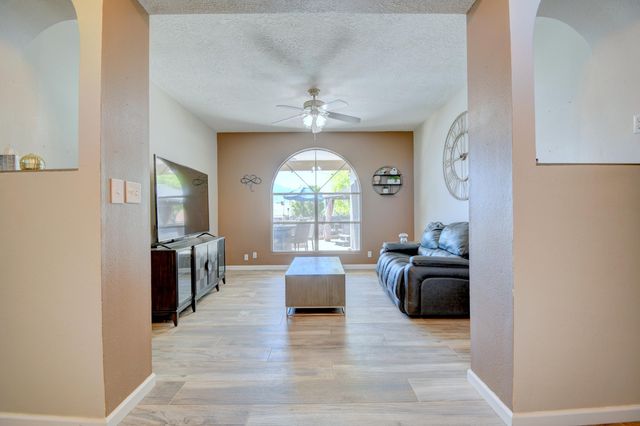 7212 Spruce Mountain Loop NE, Rio Rancho, NM 87144