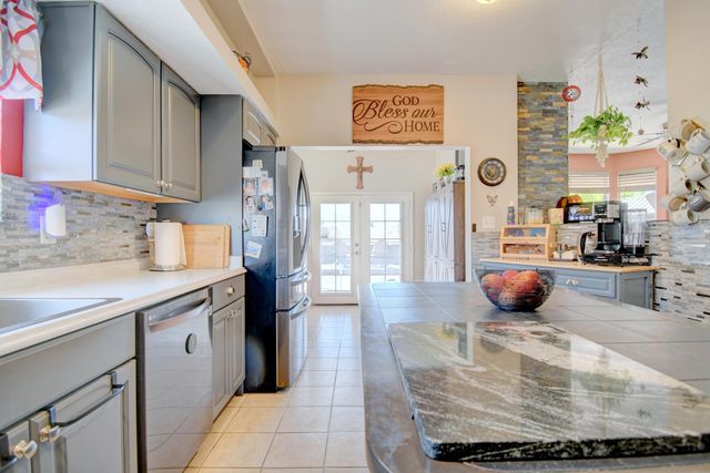7212 Spruce Mountain Loop NE, Rio Rancho, NM 87144