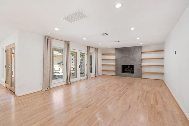13703 Queensbury Lane, Houston, TX 77079