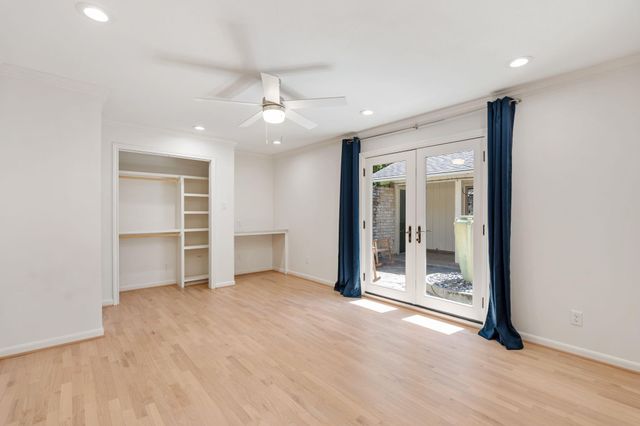 13703 Queensbury Lane, Houston, TX 77079