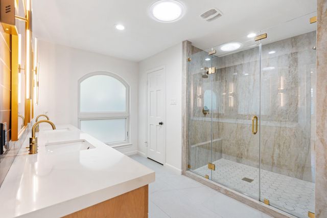 13703 Queensbury Lane, Houston, TX 77079