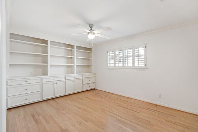 13703 Queensbury Lane, Houston, TX 77079