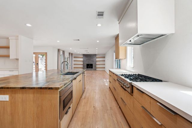 13703 Queensbury Lane, Houston, TX 77079