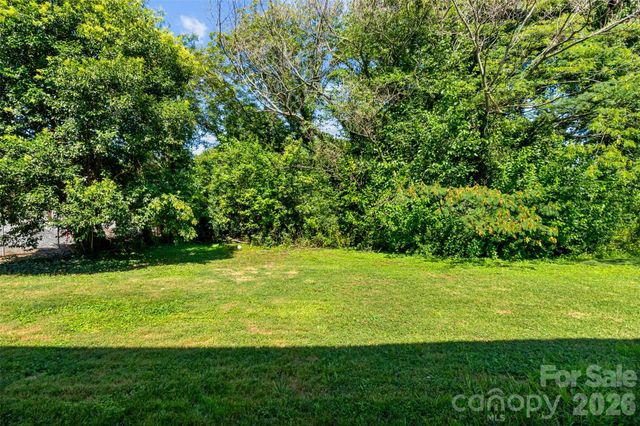 1821 Remount Road, Charlotte, NC 28208