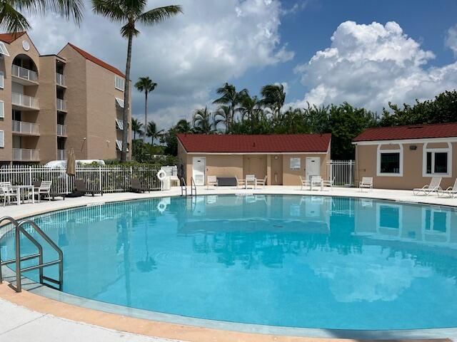 3930 S Roosevelt Blvd Apt 301E, Key West, FL 33040