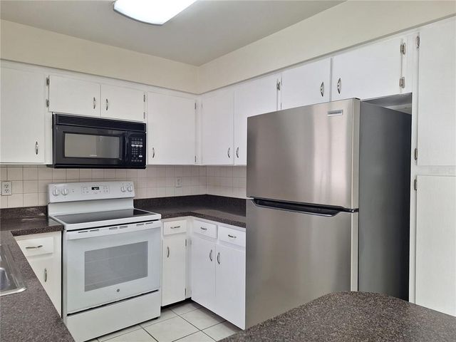 1611 CROMWELL DRIVE, Tarpon Springs, FL 34689