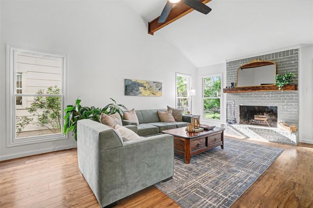 8207 Espanola TRL, Austin, TX 78737