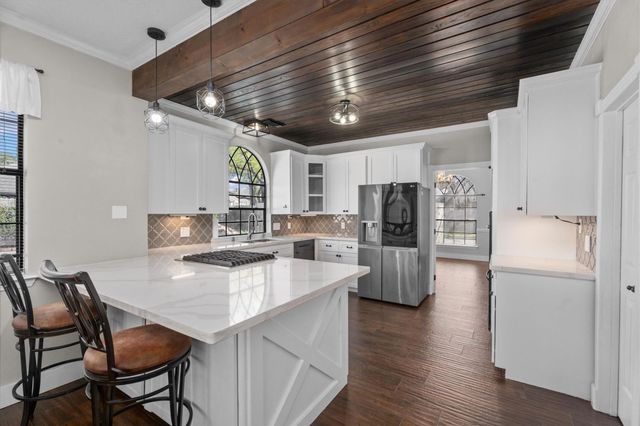 10402 Hondo Hill Road, Houston, TX 77064