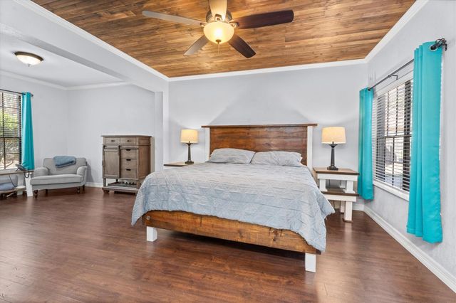 10402 Hondo Hill Road, Houston, TX 77064