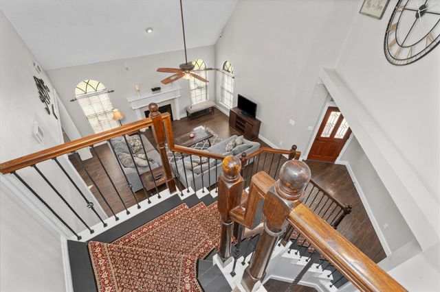 10402 Hondo Hill Road, Houston, TX 77064