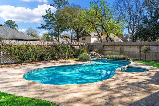 10402 Hondo Hill Road, Houston, TX 77064