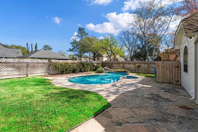 10402 Hondo Hill Road, Houston, TX 77064