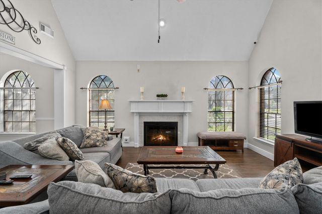 10402 Hondo Hill Road, Houston, TX 77064