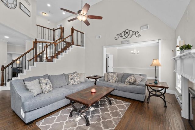 10402 Hondo Hill Road, Houston, TX 77064