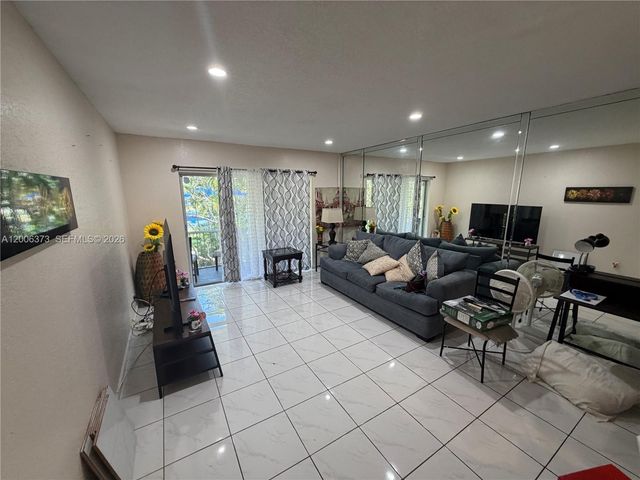 2200 NE 66th St 1426, Fort Lauderdale, FL 33308