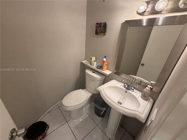 2200 NE 66th St 1426, Fort Lauderdale, FL 33308