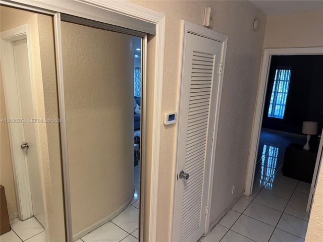2200 NE 66th St 1426, Fort Lauderdale, FL 33308