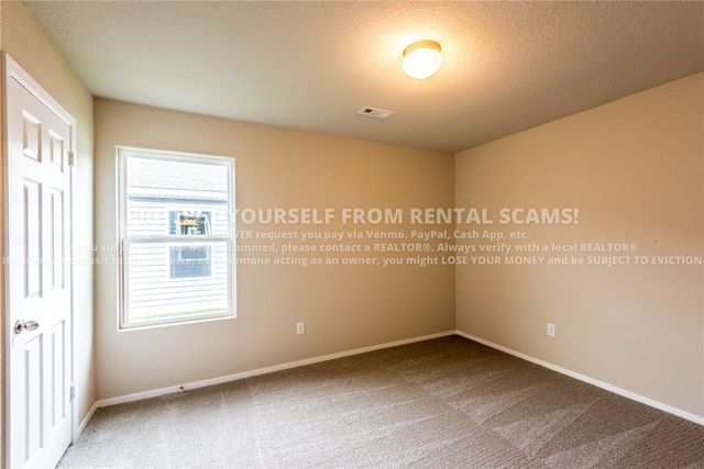 5022 W Claxton Circle, Fayetteville, AR 72704