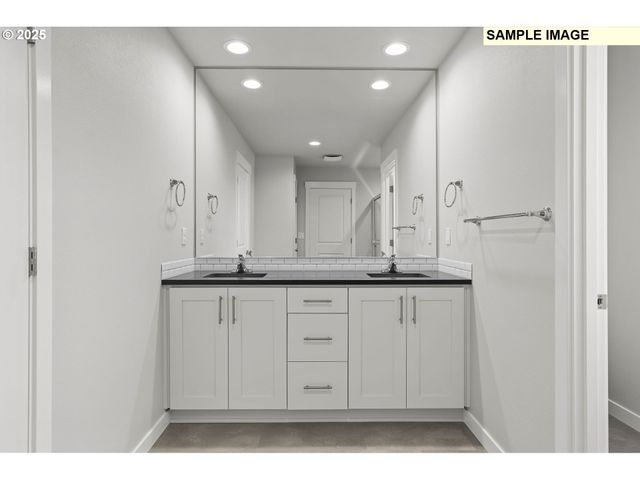 2845 Ne Clarie Rd 210, Estacada, OR 97023