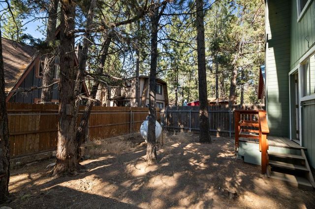 2063 10th Lane, Big Bear, CA 92314