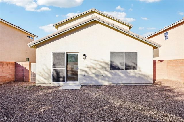 6027 Riflecrest Avenue, Las Vegas, NV 89156