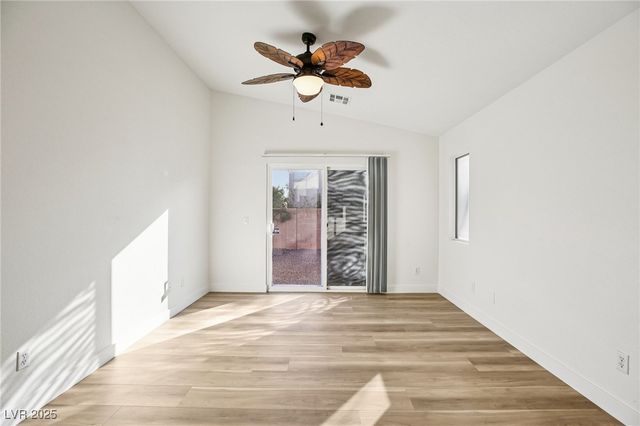 6027 Riflecrest Avenue, Las Vegas, NV 89156