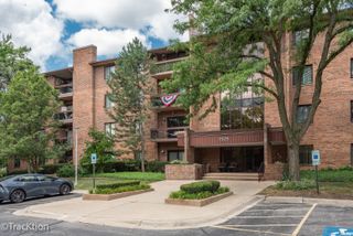 7525 Nantucket Drive 405, Darien, IL 60561