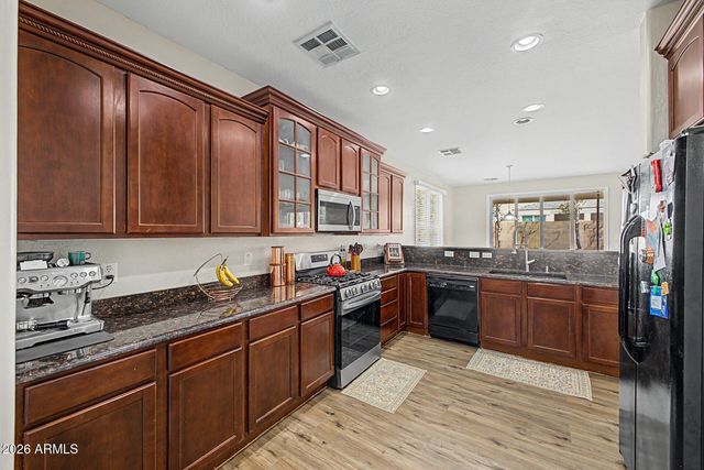 29280 W WELDON Avenue, Buckeye, AZ 85396