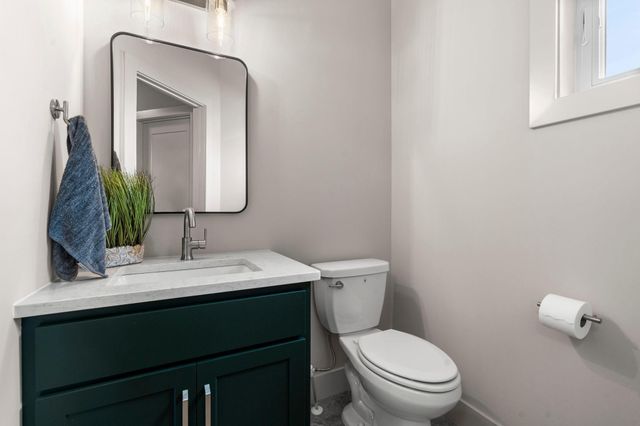 11732 Azure Circle, Inver Grove Heights, MN 55077