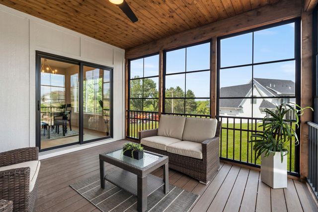 11732 Azure Circle, Inver Grove Heights, MN 55077