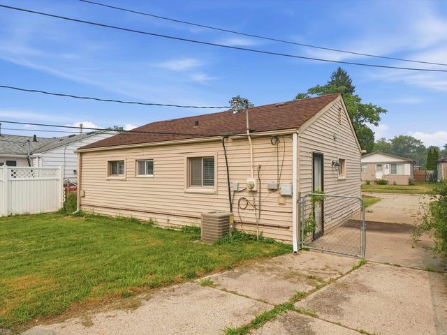 28311 Waverly Street, Roseville, MI 48066
