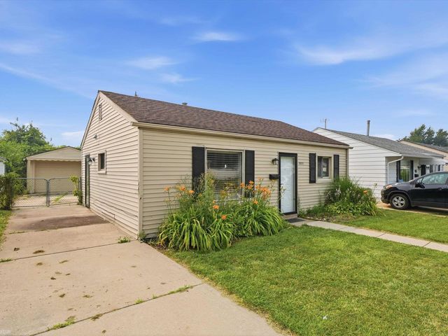 28311 Waverly Street, Roseville, MI 48066
