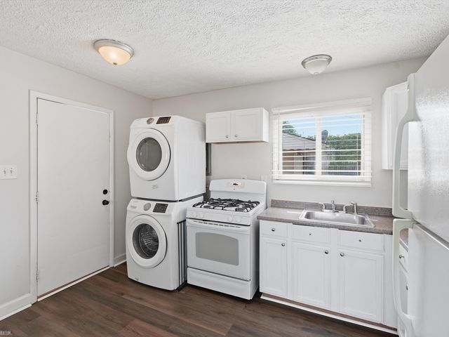 28311 Waverly Street, Roseville, MI 48066