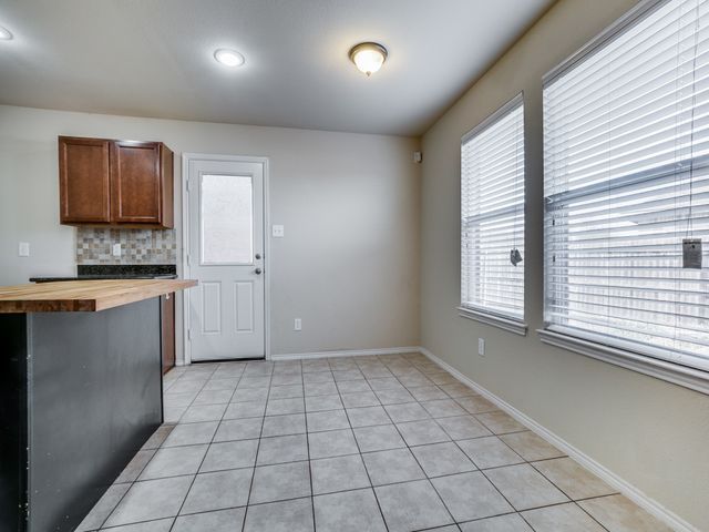 76 Daisy Drive, Fate, TX 75087