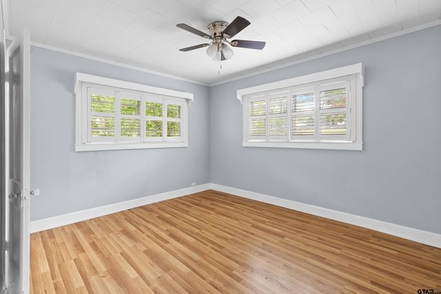 514 W Main St, Henderson, TX 75652