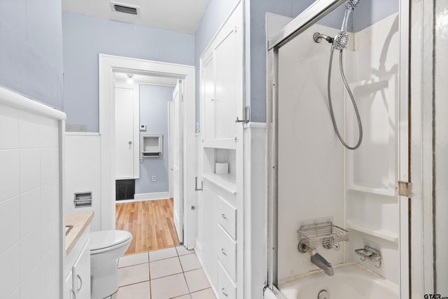 514 W Main St, Henderson, TX 75652