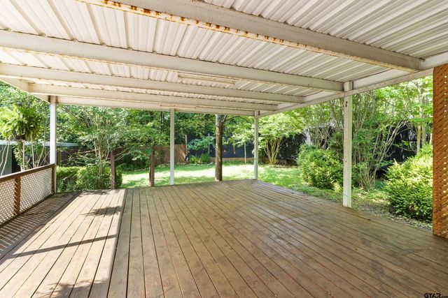 514 W Main St, Henderson, TX 75652