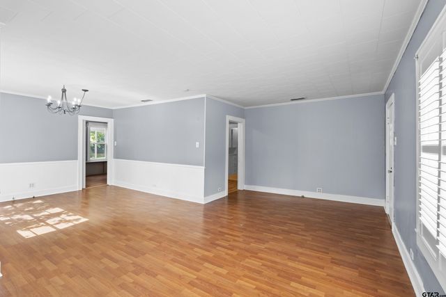 514 W Main St, Henderson, TX 75652