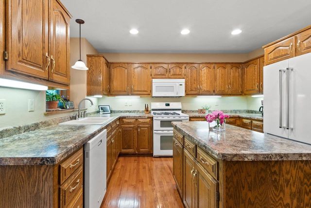 2510 HILLSIDE HEIGHTS DRIVE, Green Bay, WI 54311