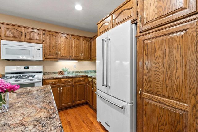 2510 HILLSIDE HEIGHTS DRIVE, Green Bay, WI 54311
