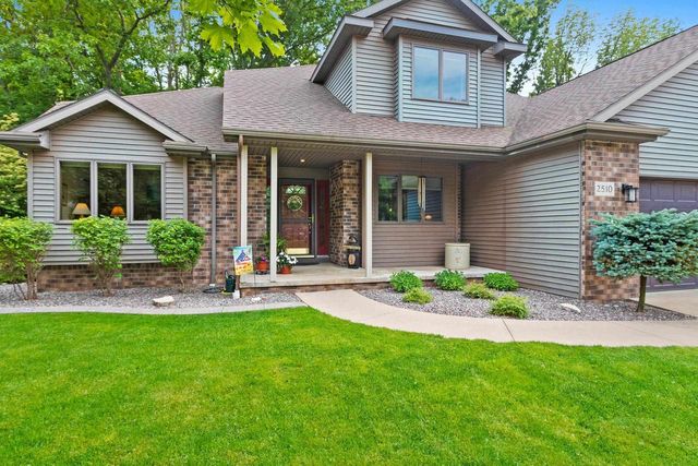 2510 HILLSIDE HEIGHTS DRIVE, Green Bay, WI 54311