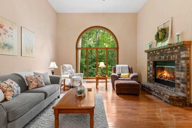 2510 HILLSIDE HEIGHTS DRIVE, Green Bay, WI 54311