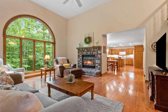 2510 HILLSIDE HEIGHTS DRIVE, Green Bay, WI 54311