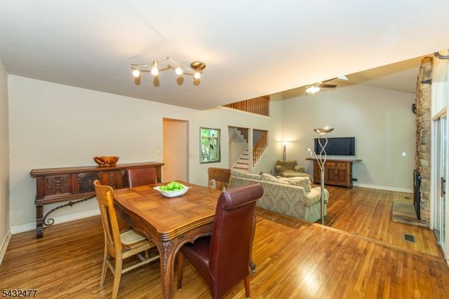 21 Lockley Ct, Mountain Lakes Boro, NJ 07046